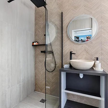 アパート Luxury Trocadero 2br パリ