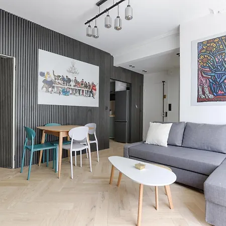 Luxury Trocadero 2br Paris