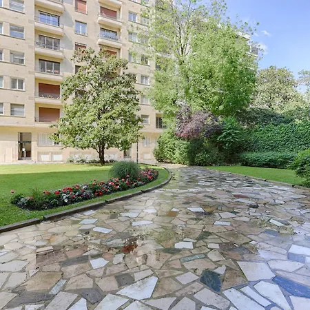 Luxury Trocadero 2br * Parijs