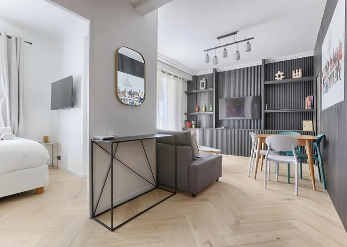아파트 Luxury Trocadero 2br